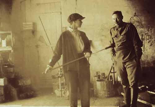 Наталья Гончарова и Михаил Ларионов в начале войны. 1914.